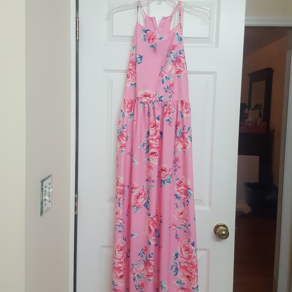 Boutique Floral & Fitted Maxi Dress